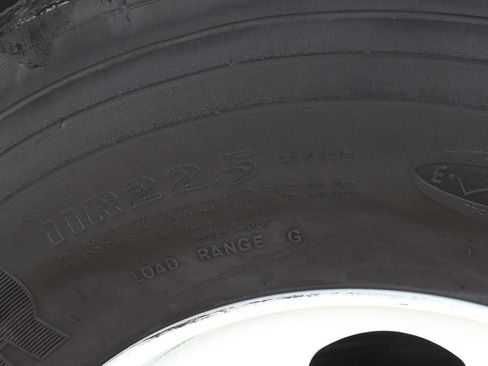 Used 2023 Ford F650 2WD Regular Cab Super Duty image 36