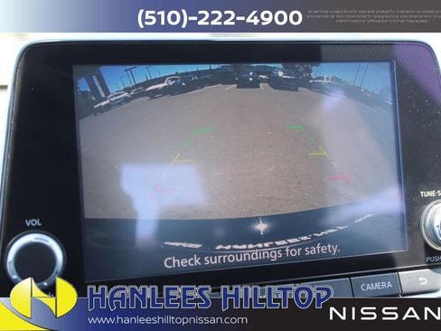 Used 2025 Nissan Altima 2.5 SV FWD image 25