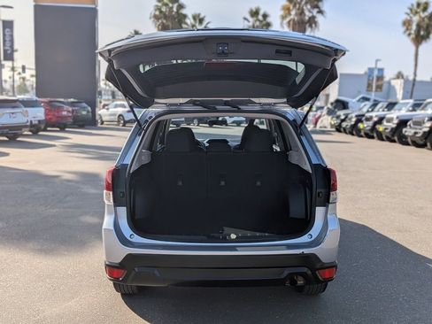 Used 2021 Subaru Forester Premium image 25