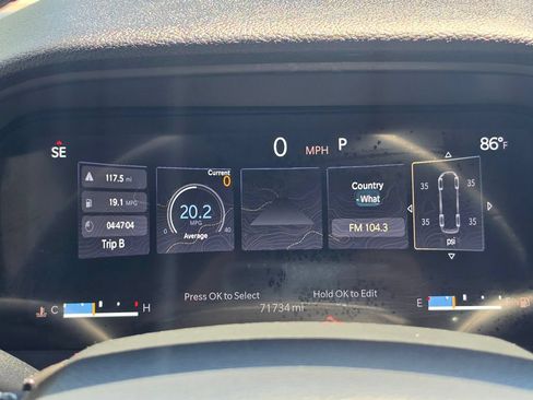 Used 2023 Jeep Grand Cherokee Altitude AWD/4WD image 19