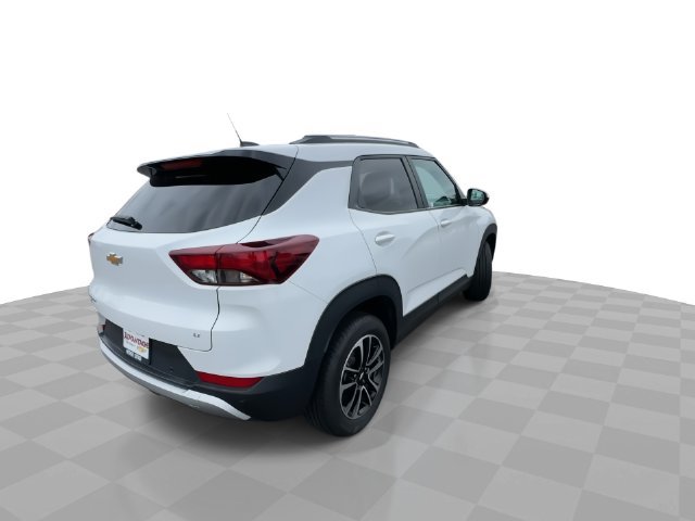 Used 2024 Chevrolet TrailBlazer LT w/ Convenience Package AWD/4WD image 8