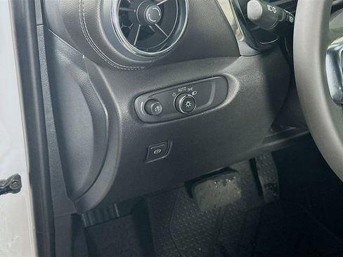 New 2025 Chevrolet Blazer LT w/ Midnight/Sport Edition image 10