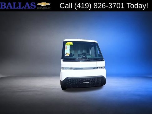 Used 2024 Chevrolet Brightdrop 600 AWD/4WD image 3