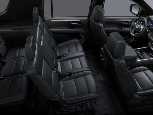 New 2025 Chevrolet Suburban LT image 11