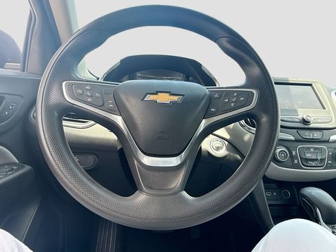 Used 2022 Chevrolet Equinox LS AWD/4WD image 12