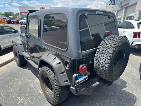 Used 2001 Jeep Wrangler SE AWD/4WD image 3