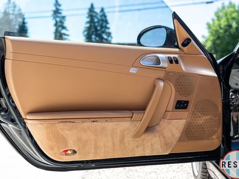 Used 2007 Porsche 911 Targa 4S image 17