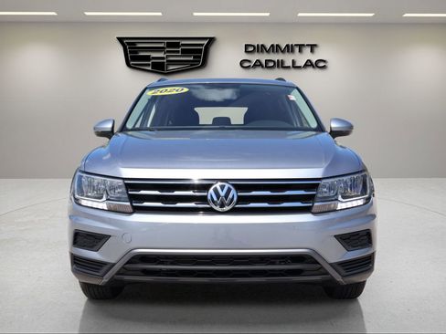 Used 2020 Volkswagen Tiguan SE w/ Panoramic Sunroof Package image 8