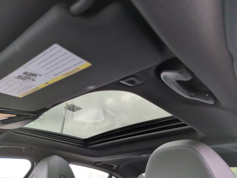 Certified 2025 BMW M340i Sedan image 29