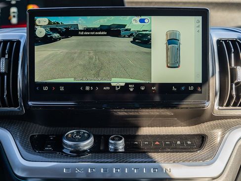 New 2026 Ford Expedition Platinum w/ Stealth Performance Package image 31