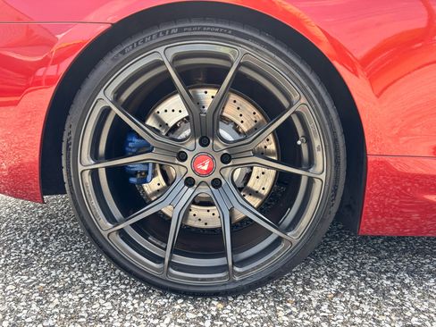Used 2013 BMW M6 Coupe image 38