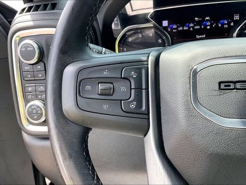 Used 2021 GMC Sierra 1500 Denali w/ Denali Premium Package AWD/4WD image 18