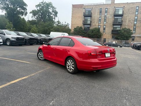 Used 2015 Volkswagen Jetta SE FWD image 5