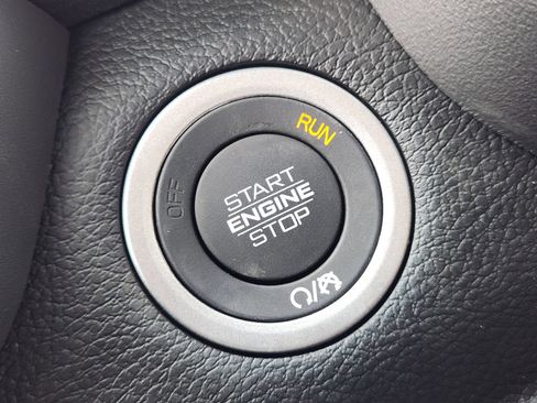 New 2026 RAM 2500 Lone Star AWD/4WD image 18
