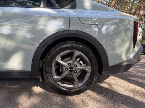 Used 2025 Kia K4 LXS image 23