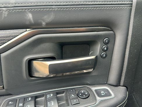 Used 2019 RAM 2500 Limited image 9