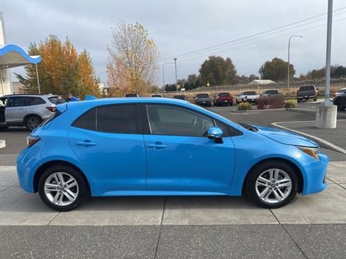 Used 2022 Toyota Corolla SE w/ Carpet Mat Package (TMS) image 3