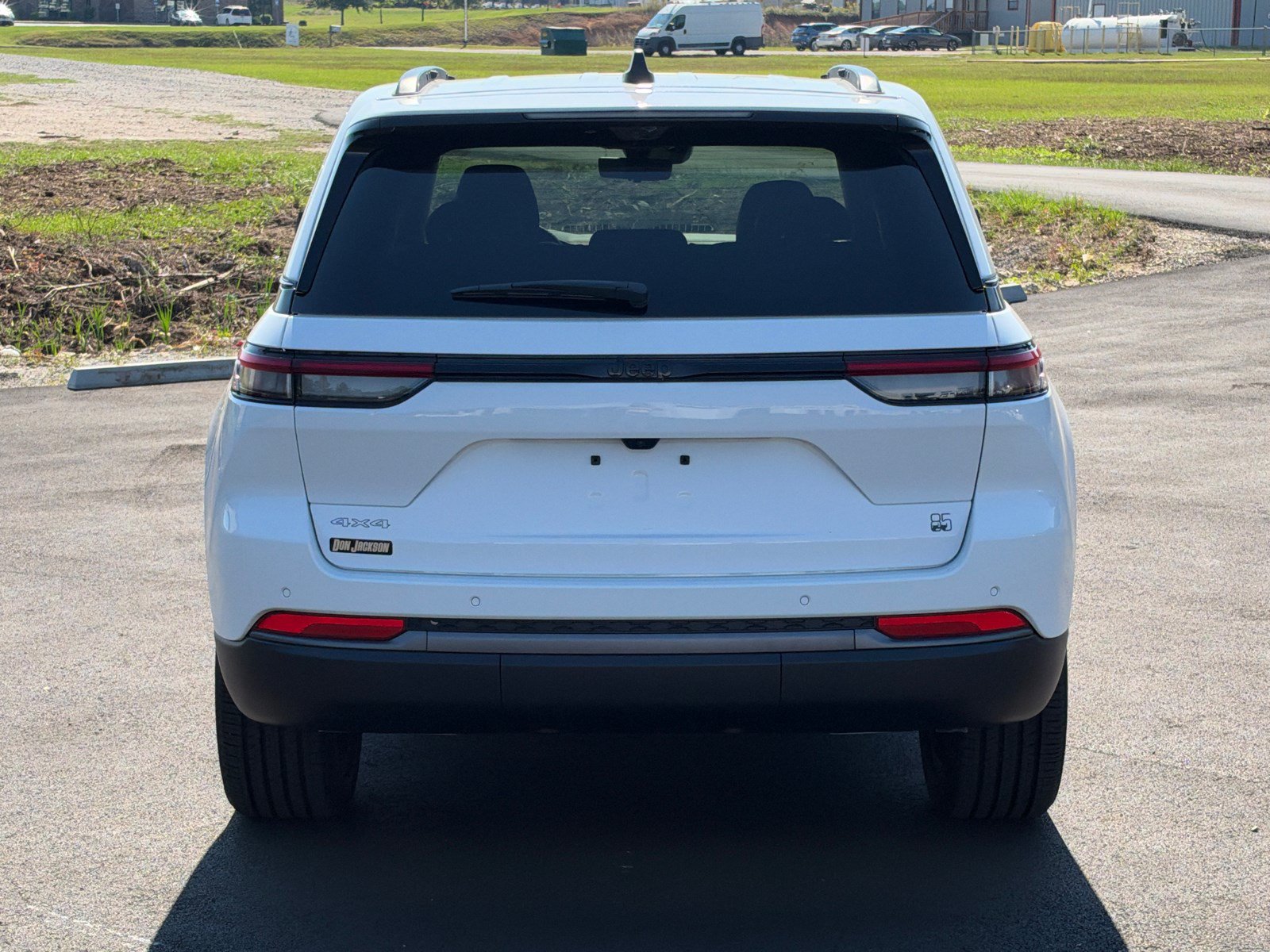 New 2026 Jeep Grand Cherokee Limited AWD/4WD image 6