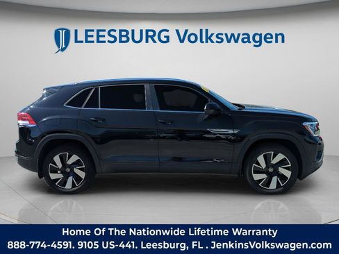 New 2025 Volkswagen Atlas Cross Sport SE AWD/4WD image 3