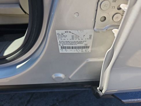 Used 2014 Ford Edge SE w/ Equipment Group 101A FWD image 30