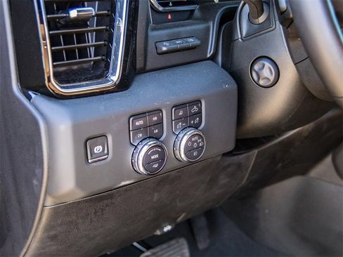 Used 2025 GMC Sierra 1500 Denali Ultimate image 36