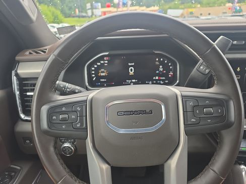 Used 2026 GMC Sierra 2500 Denali AWD/4WD image 23