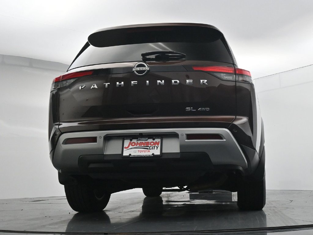Used 2022 Nissan Pathfinder SL AWD/4WD image 35
