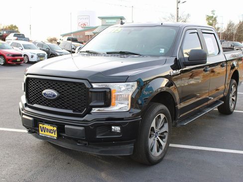 Used 2020 Ford F150 XL w/ Equipment Group 101A Mid AWD/4WD image 4