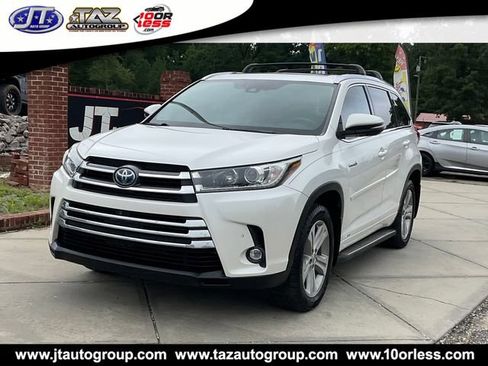 Used 2019 Toyota Highlander Limited Platinum AWD/4WD image 3