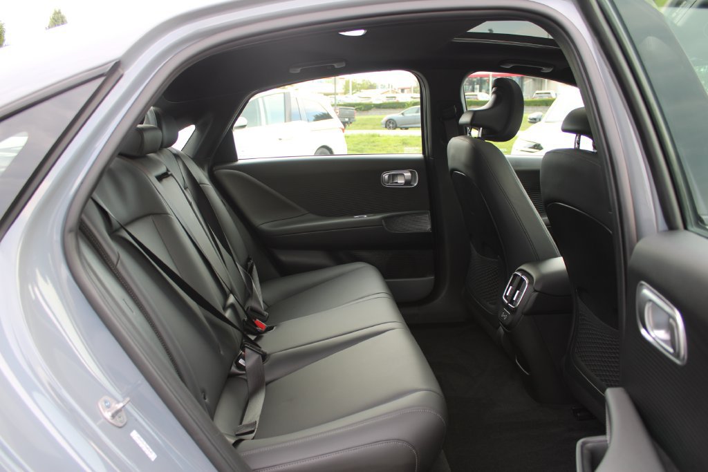 Used 2023 Hyundai Ioniq 6 Limited AWD/4WD image 14