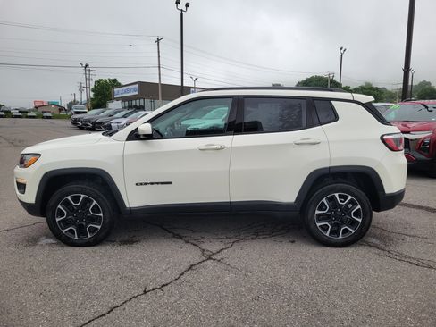 Used 2019 Jeep Compass Sport AWD/4WD image 4