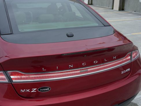 Used 2014 Lincoln MKZ AWD w/ Equipment Group 102A Reserve image 38