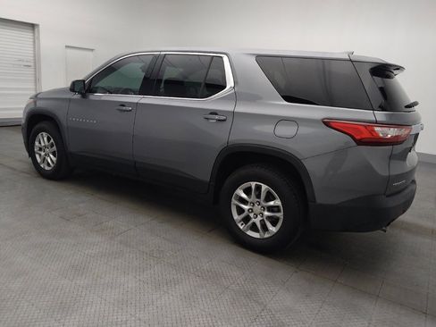 Used 2020 Chevrolet Traverse LS FWD image 3
