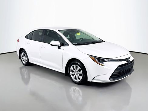 New 2026 Toyota Corolla LE image 3