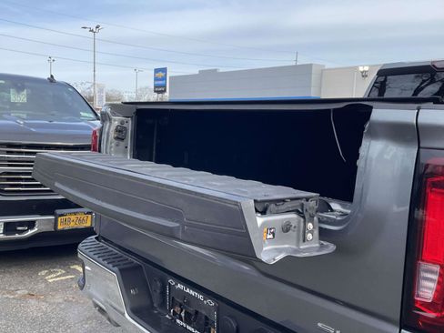 Certified 2021 GMC Sierra 1500 SLT w/ SLT Premium Package image 6