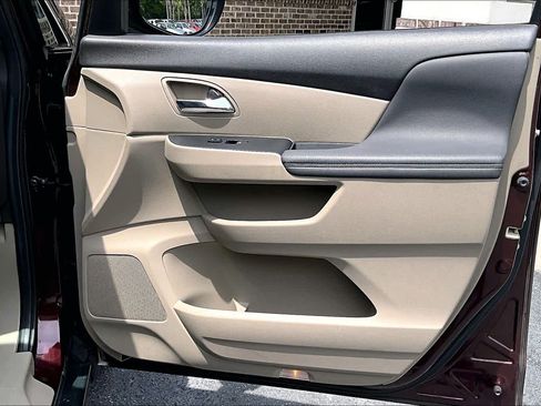 Used 2014 Honda Odyssey EX-L image 23