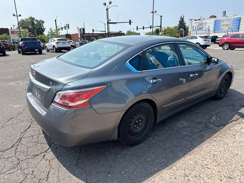 Used 2015 Nissan Altima 2.5 S w/ Power Driver Seat Package FWD image 8