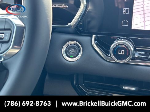 New 2025 GMC Canyon Elevation w/ Convenience Package image 29