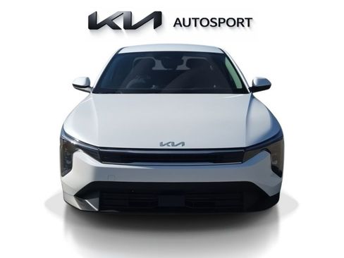 New 2026 Kia K4 FWD image 2
