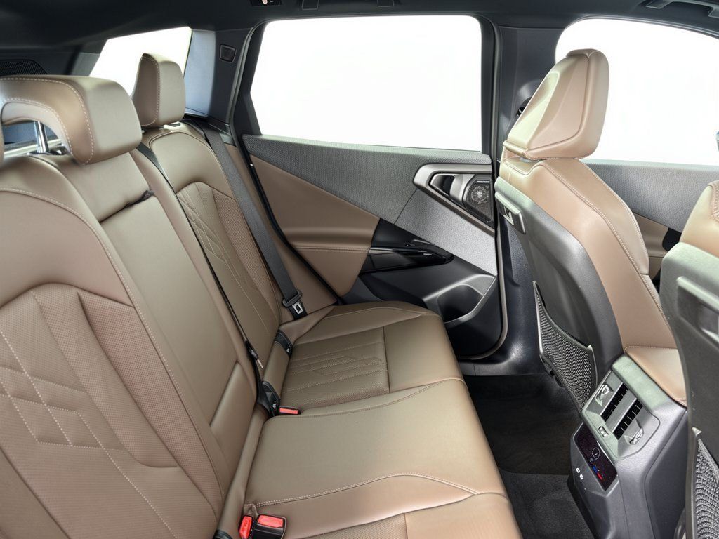 Used 2026 BMW X3 xDrive30i w/ Premium Package AWD/4WD image 29