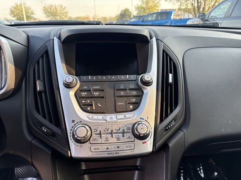 Used 2012 Chevrolet Equinox LT w/ Driver Convenience Package FWD image 22