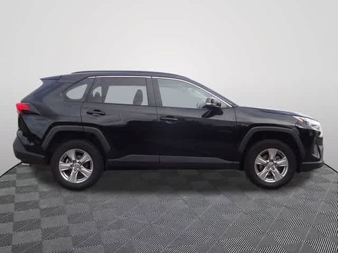 Used 2024 Toyota RAV4 XLE FWD image 4