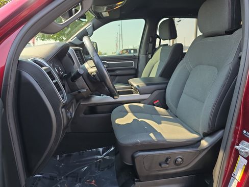 Used 2023 RAM 1500 Big Horn AWD/4WD image 11