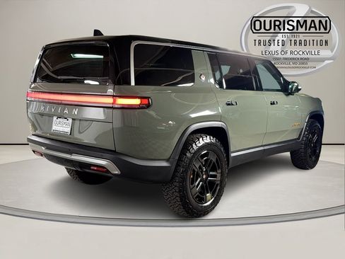 Used 2022 Rivian R1S Launch Edition image 8