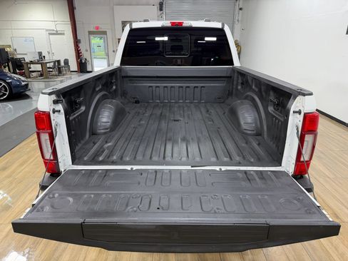 Used 2020 Ford F350 Lariat w/ Lariat Ultimate Package AWD/4WD image 10