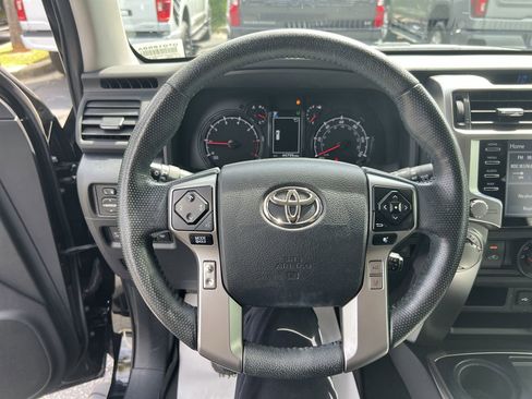 Used 2024 Toyota 4Runner SR5 Premium w/ Moonroof Package RWD image 18