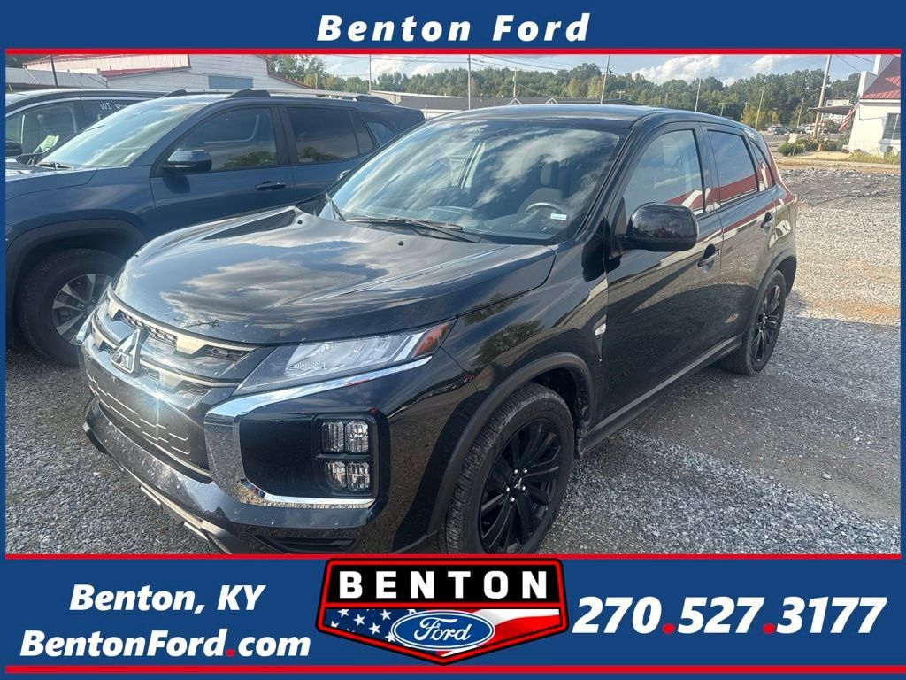 Used 2026 Mitsubishi Outlander Sport LE AWD/4WD image 1