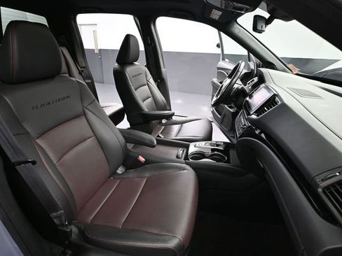 Used 2023 Honda Ridgeline Black Edition image 46