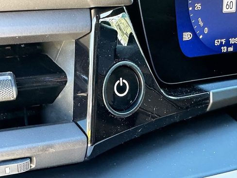 Used 2026 Porsche Macan 4 Electric image 34