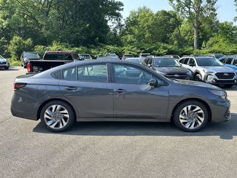 Used 2025 Subaru Legacy Limited AWD/4WD image 3